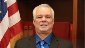 Unchanged number of lawyers with active licenses to practice in cities  located within Cook County in November compared to previous month