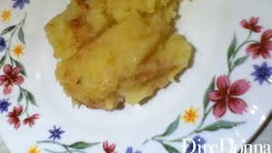 Tagliare a cubetti le patate. Patate Schiacciate In Padella Ricetta Veloce Diredonna