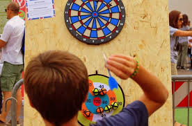 The board is played with strong magnetic darts that are made of neodymium. Best 20 Darts Games For Youths Games My Dad Taught Me