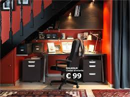 L'électroménager et le meuble sous lavabo sont dans des tons assez foncés, tandis que le sol effet carreaux de ciment apporte une certaine authenticité et modernité. Tous Nos Produits At Home Furniture Store Home Ikea Home Office