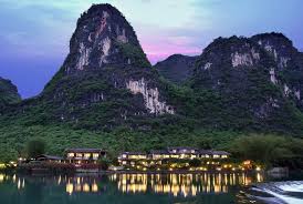 Major tributary of li river, yulong river flows through some of the most beautiful karst (limestone) scenery near yangshuo. Yangshuo Mountain Retreat Yangshuo Fotos