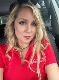 Professional headshot for LinkedIn profile help