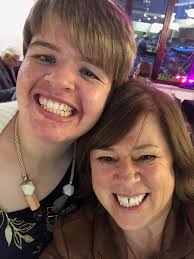 Eleanor Ryan-Jones (@eryanjones)