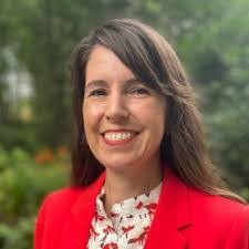 Tracy Kane's Instagram, Twitter & Facebook