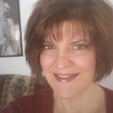 Gina Oakes's Instagram, Twitter & Facebook