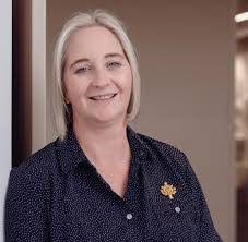 Krystal Pratt's Instagram, Twitter & Facebook