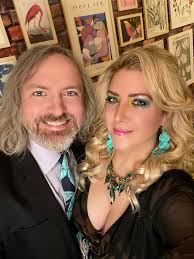 The photo tag didn't come through, but in case you didn't know, this stone  cold stud is @davidgrosstv.