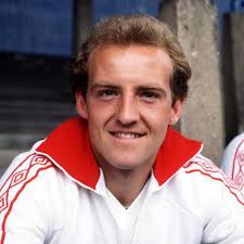 For the last 15 matches, bolton got 6 win, 5 lost and 4 draw with 21 goals for and 21 goals against. Played For Both Clubs Oxford United Vs Bolton Wanderers Neil Whatmore Lion Of Vienna Suite