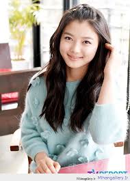 Korean Fan Club Cast - كیم یو جونگ در نظر می گیرد نقش جدیدی برای خود-Kim  Yoo Jung Considers A New Role