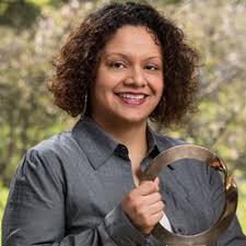 Kim Wasserman's Instagram, Twitter & Facebook