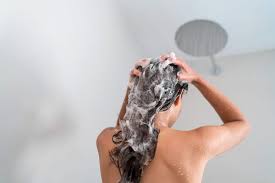 These stylists are trained in the best way to cut (and style) curly hair. What Is The Best Way To Shampoo Long Hair