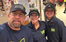 Hello, everyone! We are just a few weeks away from the second annual Ames  Turkey Trot! This year, we have added a kids' 400m fun run in addition to  the 5k! It's