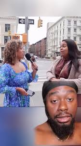 Marina Rivers Vestida De Azul