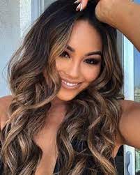 Pelle olivastra capelli biondi : Bronde Pelle Olivastra