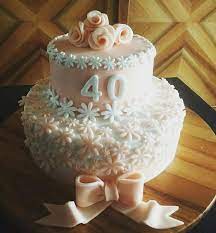 Torta Compleanno 40 Anni Pasta Di Zucchero Fiori Rosa Bianco Fondant Pasta Di Zucchero Fiori Torte Pasta Di Zucchero