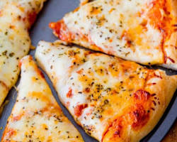 Extra cheese pizza