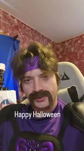 Dodgeball All White Costume