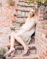 Pin By Brandon Cedeno On Becca Tobin S Calves Becca Tobin Becca Johnny Was Clothing