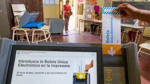 Elecciones en salta | causó sorpresa que personas con fiebre puedan votar publicado por: Getdunwnsqhccm
