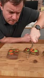 Wiggly-Wobbly Raindrop Cake! 🤪