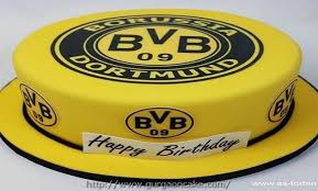 Tarta fondant borussia dortmund, tartas decoradas borussia dortmund, tartas cumpleaños sanny's essbare tortenspitzen. Borussia Dortmund Cake Design Picture Soccer Cake Dortmund Macarons
