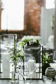 Wholesale wedding centerpieces, candle holders, lanterns, and candelabras for weddings, receptions and parties. Modern Glass Candle Holder Centerpieces