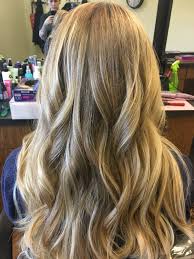 Brown roots match perfectly with light hair ends. Icy Balayage Over Natural Light Golden Blonde Hair Inside Lighting Hair Done By Lindsey Gonzales Balayage Golden Blonde Hair Blonde Hair Dark Eyes