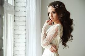 You probably have no idea that your locks are basically the stuff of dreams right now. Simple Wedding Hairstyles For Pinay Brides All Things Hair Ph