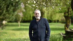 En combien de merci beaucoup pour les explications de berenice s et didier s. Covid 19 Apres Quinze Jours De Coma Et Deux Embolies Pascal A Pu Rentrer A Wallers