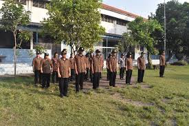 Po umučení, keď vstal z mŕtvych, vystúpil na nebesia a sedí po pravici boha otca. Sdk Santo Vincentius 1 Surabaya Postingan Facebook