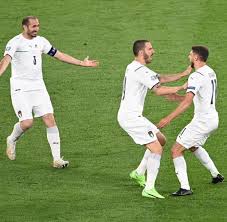 Die italiener schlagen die türkei völlig verdient mit 3:0, zeigen eine. Fussball Em 2021 Mit Gastgeber Italien Schlagt Turkei 3 0 In Rom Welt