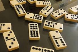 Juega juegos gratis en y8. Origen Del Domino Inventor Y Evolucion Curiosfera Historia