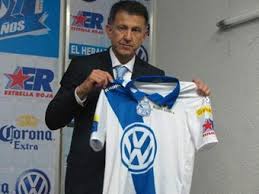 Juan carlos osorio es un hombre muy hábil, se muere por el dinero y manda a su representante, rubén caicedo. Juan Carlos Osorio Renuncio Al Puebla De Mexico Deportes Caracol Radio