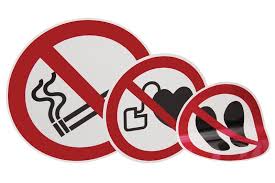 Verbotsschilder können auch darauf hinweisen, dass das wasser kein trinkwasser ist im kreis wird. Verbotszeichen Keine Offene Flamme Kaufen Seton