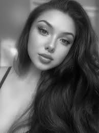 Ana Olvera's Instagram, Twitter & Facebook