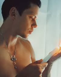 AnOther Magazine, Issue 47, Autumn/Winter 2024. Photographer: Sam Rock.  @AnOtherMagazine @SamRockSamRock #AnOtherMagazine #BillSkarsgard #SamRock  #ArtandCommerce