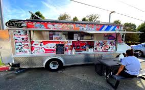 Delicias Sobre Ruedas - Food Truck — Central American restaurant food truck in Ellicott City, Maryland