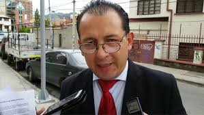 Rocha reaparece y defiende su convenio con el teleférico