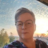 100+ "Lindmeier" profiles