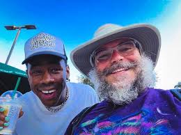 When you end up making friends with an old person from your job 🤣