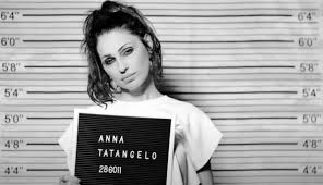 Letras con traducción de anna tatangelo: Anna Tatangelo Arrestata Fan Gettati Nel Terrore Chemusica It