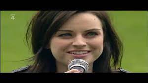 Amy Macdonald Flower Of Scotland Scottish Anthem Live Hampden Park Glasgow 08 09 2012 Youtube