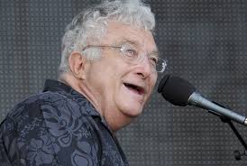Randy Newman Releases Wicked New Track 'I'm Dreaming'