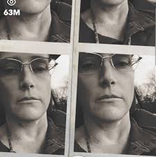 When hosting a frequent visitor, is it customary for the guest to  contribute to meals?