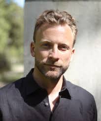 WE ZULLEN DOORGAAN • deBuren