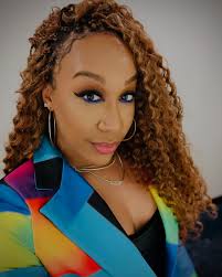 I had some fun looks in 2024! 💄 Whether it was a natural beat, a  protective style, a beat with blasts of color or sporting my natural coils  and curls, there were