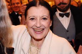 Carla fracci, one of the most famous ballerinas of the 20th century who emerged from humble origins in italy to dazzle audiences in theatres around the world, has died, her family said on thursday. 3cpmvfweccbt3m