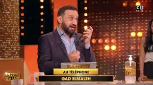 Gad elmaleh piège magistralement kev adams dans les invisibles, le 29 janvier 2016 sur tf1. Video Cyril Hanouna Ce Qu Il S Est Permis De Faire En Plein Direct Pour Gad Elmaleh Voici