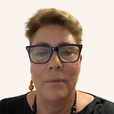 Book Joanne Button, LCSW