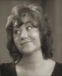 Jennifer Moss's Instagram, Twitter & Facebook